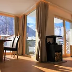 Engadin Premium & Private Apartamento *