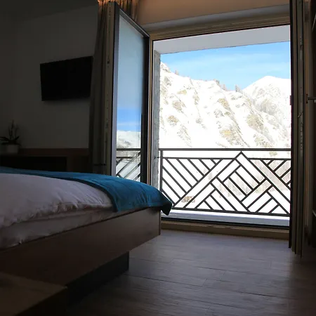 Engadin Premium & Private *