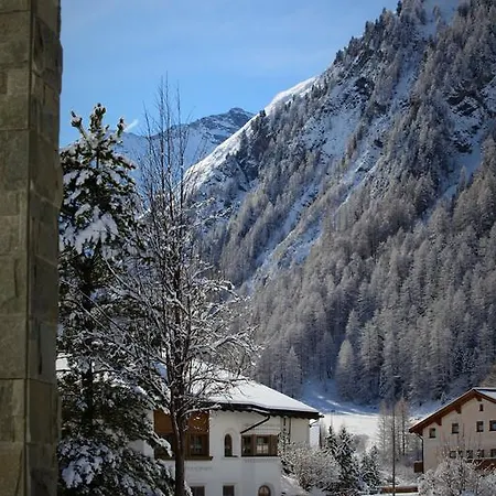 Engadin Premium & Private *