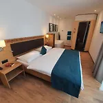 Engadin Premium & Private * Замнаун